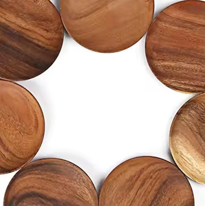 Platos de madera hechos a mano: Duraderos, elegantes y ecológicos por Crescent Crafts - Product Image 1