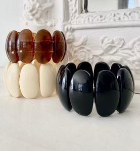 Bracelets et joncs pour femmes, faits à la main en acrylique, écologiques, design personnalisé, style classique, bijoux de mode, en provenance d'Inde, vente chaude - Product Image 5