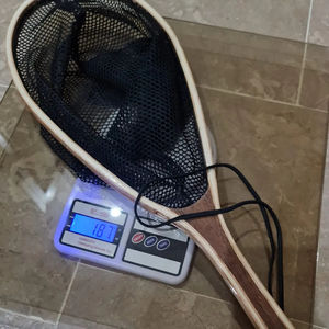 Filet d'atterrissage de pêche à la mouche en plein air Filet à truite Cadre en bois avec filet en caoutchouc Filet coulé à la main Thor Filet de pêche à la truite - Product Image 1