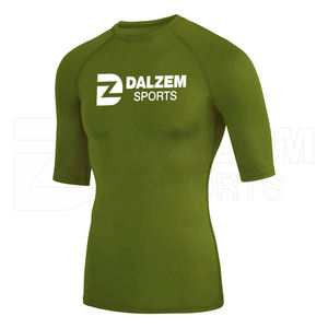 Camiseta de compresión deportiva de poliéster 100% de secado rápido personalizada para hombre, camiseta de entrenamiento de gimnasio con patrón sólido, ropa de correr en blanco - Product Image 6