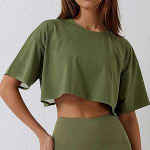 T-shirt Crop Top Streetwear Personnalisé avec Logo, Vente en Gros, Décontracté pour Femmes, Respirant, en Coton Tricoté - Product Image 3