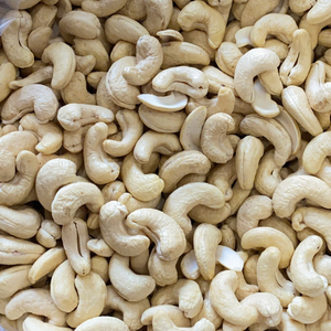 Venta Caliente de Anacardos Crudos W320, Empaque de Marca Privada Disponible, Santiago Vietnam, Alta Calidad - Product Image 1