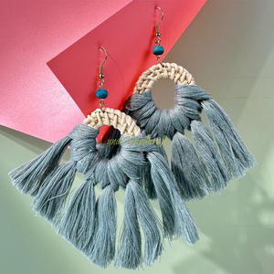 ต่างหูหวายทรงห่วงเรขาคณิตสไตล์ชนเผ่าสำหรับผู้หญิงเครื่องประดับสไตล์โบโฮจากเวียดนาม - Product Image 2