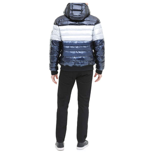 Veste d'hiver matelassée en duvet de haute qualité pour homme, nouvelle mode tendance avec col montant, logo frontal, fabriquée au Pakistan - Product Image 2