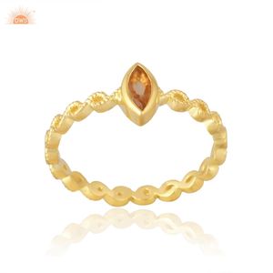 Anillo de Citrino Natural con Oro Sólido, Anillo de Bodas Hecho a Mano para Mujer, Fabricante de Joyería Artesanal - Product Image 1