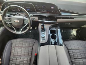 Super affaire ! Cadillac Escalade V E S V 4WD d'occasion 2023 - Product Image 2