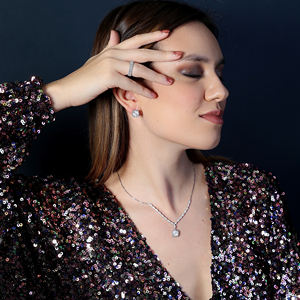 ต่างหูเงินแท้ 925 ชุบทอง ประดับเพชรทรงบาแกตต์ ดีไซน์เรขาคณิตสี่เหลี่ยม สำหรับงานครบรอบ ขายส่ง เครื่องประดับคุณภาพ - Product Image 5