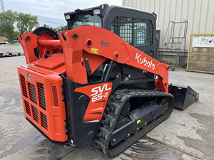 Cargadora de Dirección Deslizante Kubota Svl65 de 2 Ruedas con Cucharón, Capacidad de 2 Toneladas - Product Image 3
