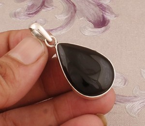 Forma de pera de ónix negro Natural 9x16mm Sólido 925 Plata de ley Unisex Ropa de fiesta Colgante hecho a mano Proveedores Joyería fina - Product Image 6