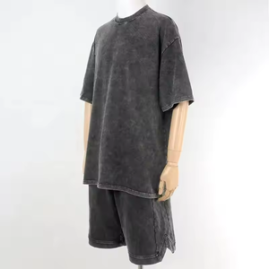 Ensemble de survêtement d'été pas cher pour homme, personnalisé OEM, avec haut et short à manches courtes - Product Image 3