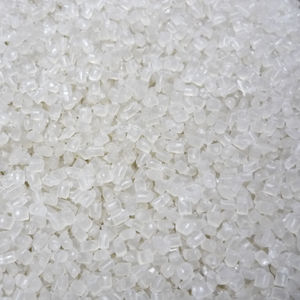 Matière première de polypropylène réutilisée par catégorie naturelle en plastique d'injection de granules de pp pour le moulage par injection - Product Image 1