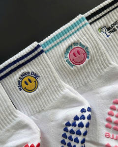 Calcetines Deportivos Antideslizantes con Agarre en el Empeine, de Algodón Elástico, Transpirables, Cómodos, para Yoga, Pilates, Fitness, Ejercicio en Interiores - Product Image 4