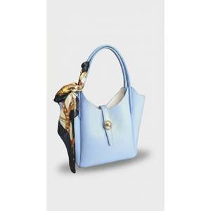 Bolso de hombro suave de cuero genuino para mujer - Art. 26018-Hecho en Italia" - Product Image 1
