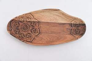 แผ่นชาร์จไม้ธรรมชาติพร้อมดีไซน์แกะสลักแผ่นรองจานสำหรับเสิร์ฟใต้/จานออกแบบได้ตามต้องการ - Product Image 2