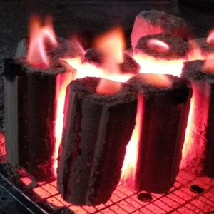 Charbon de bois de sciage-charbon de bois pour barbecue au japon/en arabie saoudite/aux émirats arabes unis - Product Image 1