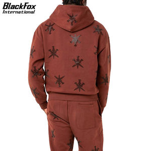 2025 Buen proveedor OEM Servicio Hombres La más alta calidad Hecho en Pakistán Ecológico Adulto Desgaste Chándales de diamantes de imitación - Product Image 6