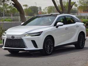 Lexus RX350 Prestige Plus Usata 2023, Bianca, Cambio Automatico, Motore a Benzina 2.4L, Interni in Pelle Scura, Cerchi in Alluminio R20, Guida a Sinistra - Product Image 2
