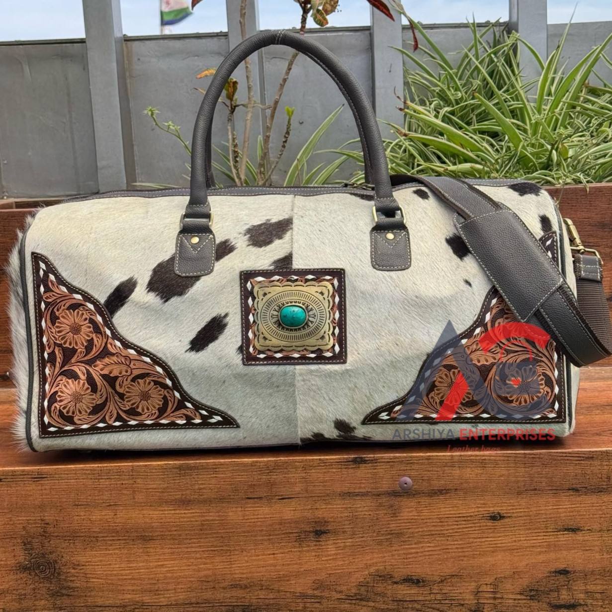 สีน้ำตาล