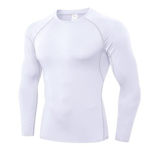 Ensemble de compression élastique durable Ensemble de compression léger et respirant Idéal pour les sports Conçu pour les hommes actifs Ensemble de compression - Product Image 5