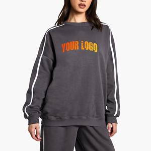 Sweat-shirt en molleton décontracté à capuche à col rond à manches longues d'hiver non doublé anti-boulochage avec logo frontal pour femmes - Product Image 1