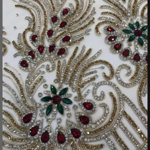 Mejor precio 100% poliéster tela de cuentas de lujo con circón proveedor indio hecho a mano prendas de vestir tejido y patrón de malla - Product Image 1