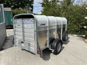 Remolque para Ganado de 8' x 4', Semirremolque para Caballos y Aves de Corral a Precio Económico para Transporte - Product Image 6
