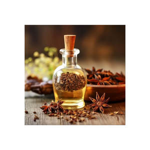 Aceite esencial de anís estrellado orgánico de alta calidad para productos cosméticos a un precio asequible - Product Image 1