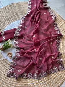 Saree en soie tissée pure de créateur avec tissage Zari Tenue de fête de mariage traditionnelle indienne et pakistanaise pour femmes - Product Image 2