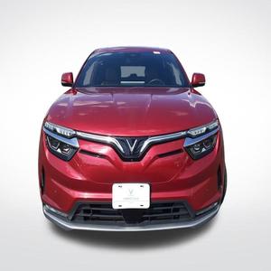 Genial SUV Usada 2023 VINFAST V-F8 PLUS CITY EDITION AWD, Impresionante - Product Image 1