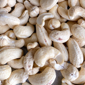 Noix de cajou crues Offre Spéciale bon marché W180 noix de cajou noix de cajou crues en coquille taille de coupe personnalisée Santigo - Product Image 1