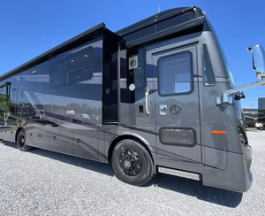 Camping-cars et motorhomes Tiffin Phaeton d'occasion abordables 2022 2023 2024 - Product Image 3