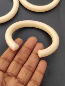 Bracelets de perles de haute qualité Bracelets en bois personnalisés avec résine métallique dorée Meilleur cadeau de fiançailles Dernière conception - Product Image 3