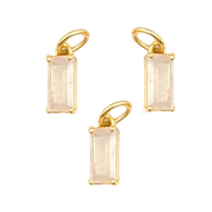 Cuarzo Rosa 8x4mm Baguette Cut Charms Oro de 18 quilates Vermeil y rodio Plateado 925 Sterling Silver Prong Set Birthstone Silver Charms - Product Image 1