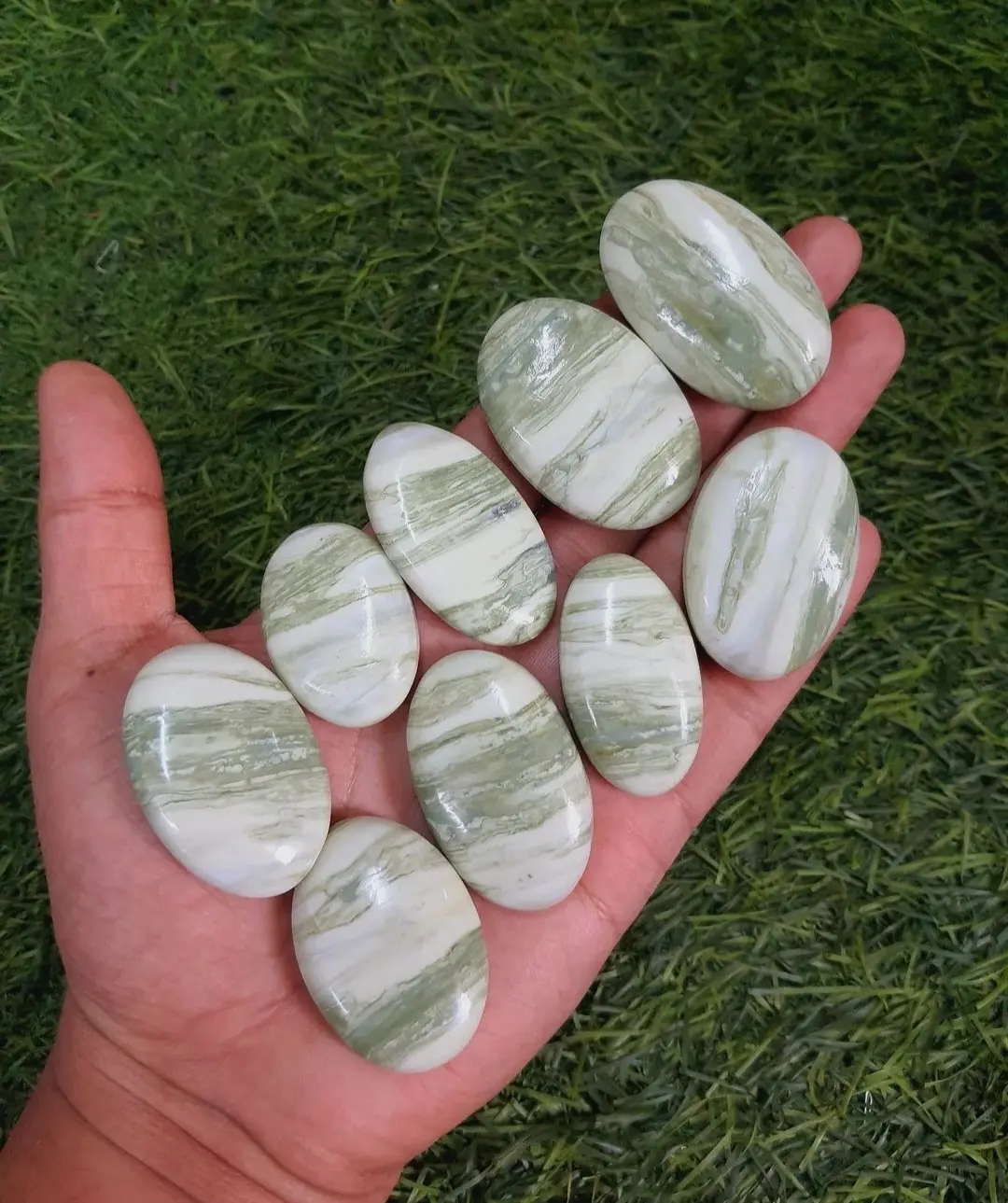 Batu Palmstone Serpentine hijau alami energi penyembuhan chakra kristal untuk dekorasi rumah ukiran tangan dan Semir tangan diskon besar