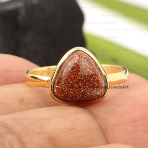 Último anillo de piedra dorada marrón 10mm FORMA DE trillón 925 plata esterlina 18K chapado en oro Eternity Vermeil regalo minimalista para mujer - Product Image 6