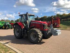 Nueva condición Tractores Manual Caja de cambios Dirección derecha Cuero oscuro Interior Diesel Euro VI Estándar de emisión R20 Tamaño del neumático - Product Image 2