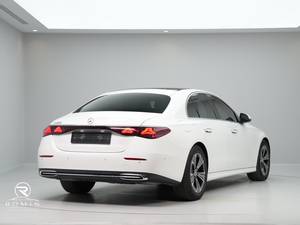 Mercedes-Benz Classe E E 200 Berlina di Lusso Automatica Usata 2024 |   Pronto per l'esportazione - Product Image 6