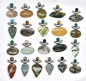 Collar con colgante fino hecho a mano Vintage para mujer, surtido de piedras preciosas naturales, tema cristiano para fiestas, suministro a granel - Product Image 2