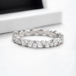 Bague de mariage en or jaune 18 carats, vintage, moissanite, coupe marquise, bague de promesse, bague d'anniversaire - Product Image 3