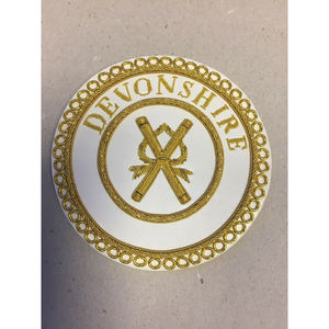 Badge de tablier maçonnique en cuir brodé à la main, style provincial, respirant et tendance, pour Noël - Product Image 2