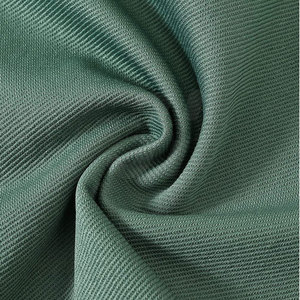 Vente chaude de shorts décontractés pour hommes de qualité supérieure séchage rapide et respirant-motif solide en vente en gros - Product Image 5