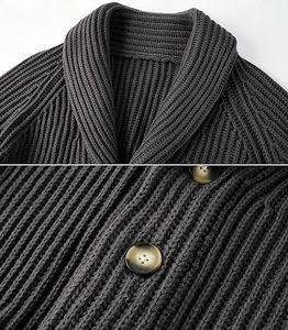 Nouveauté 2024 Pull en tricot fin chaud pour homme, respirant, col rond, avec couleurs contrastées pour l'hiver - Product Image 3