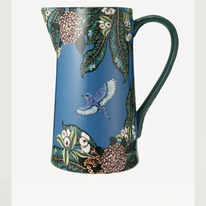 เหยือกน้ำเรซินโพลีเอสเตอร์พร้อมลวดลายหมุนสำหรับห้องครัวของขวัญคริสต์มาสดีไซน์คลาสสิกหลากหลายแบบ - Product Image 4