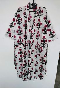 Robe de nuit pour femme Kimono en coton imprimé floral lavable et confortable Robe de demoiselle d'honneur Robe de plage faite à la main - Product Image 4