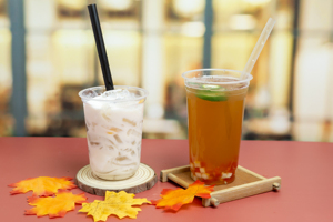 Alta calidad Venta caliente 2025 Fábrica en forma de U Desechable Transparente 12oz 16oz 24oz Tamaños Personalizado PP Vaso de plástico con tapas - Product Image 5