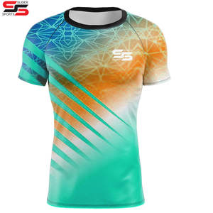 Venta al por mayor Logotipo de color personalizado sublimación completa tela teñida gimnasio MMA compresión entrenamiento Rash Guard - Product Image 4