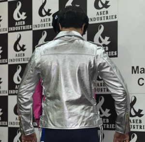 Chaqueta de Cuero de Moda Estilo Flop de Alta Calidad en Cuero de Oveja Brillante con Características Ajustables, Chaqueta de Cuero de Corte Ajustado - Product Image 5