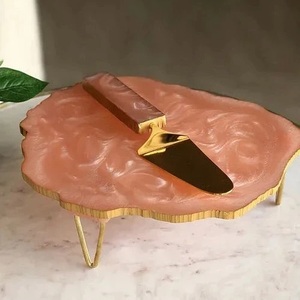 Soporte para tarta de resina con diseño de lava hecho a mano moderno de la mejor calidad al por mayor, soporte decorativo para mesa de boda y cumpleaños - Product Image 1
