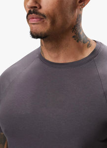 T-shirt surdimensionné à épaules tombantes pour hommes Polyester/coton tricoté été uni à manches courtes vente en gros - Product Image 4