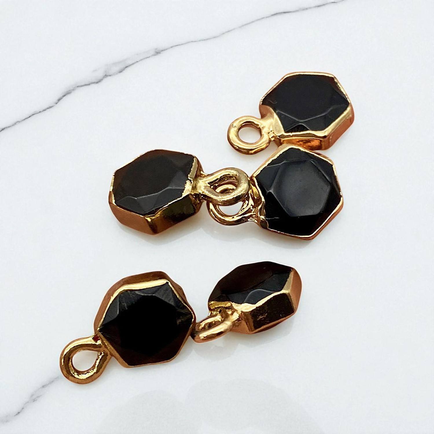 โอนิกซ์สีดำ